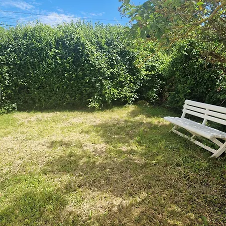 Maison Avec Jardin Et Parking, Pres De Toutes Commodites